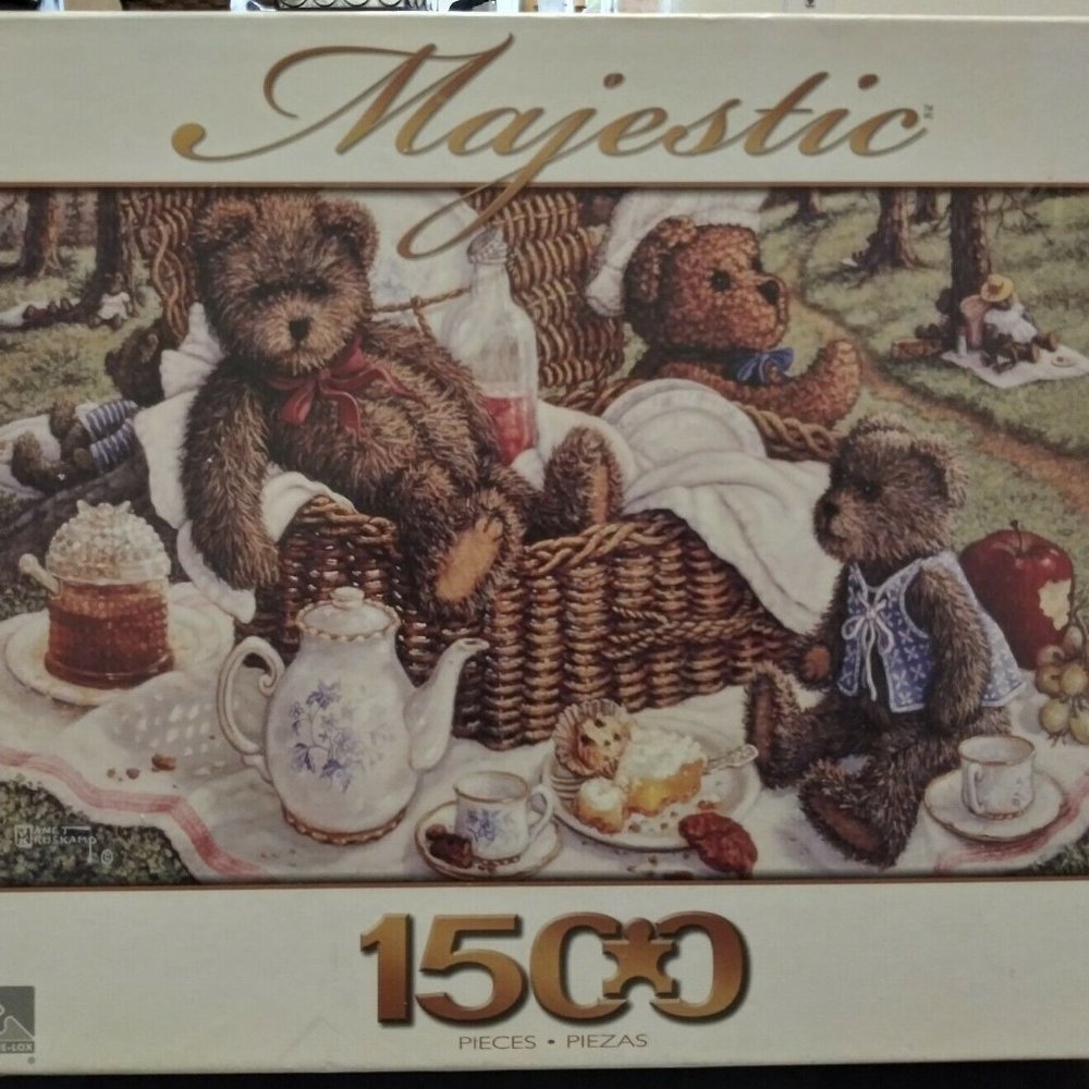Majestic "Bear Picnic" 1500 pc. Puzzle – Complete